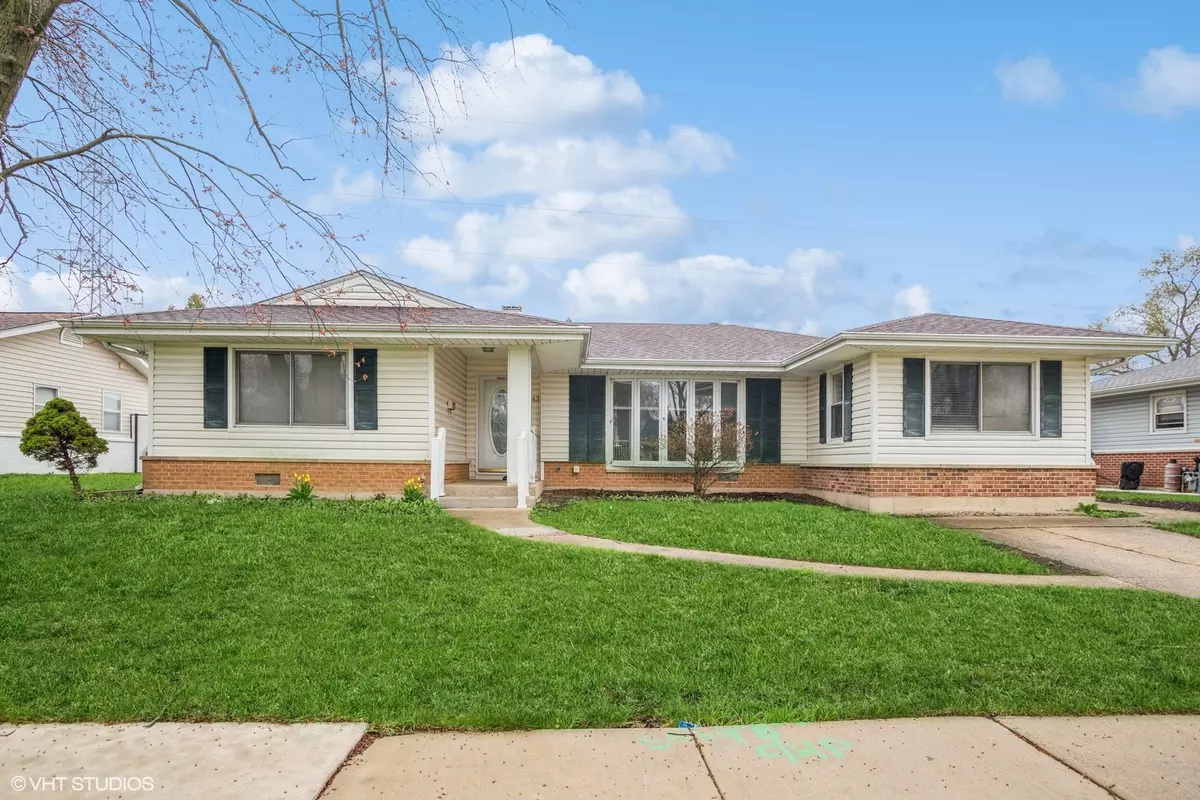 Elk Grove Village, IL 60007,943 Maple Lane