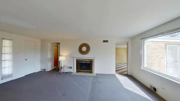 Glen Ellyn, IL 60137,1N649 Main Street