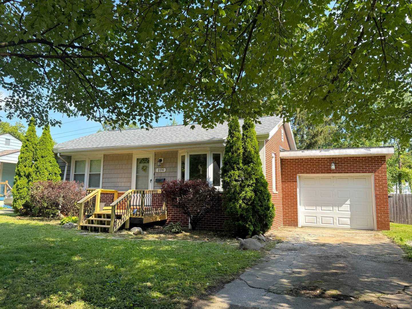 Champaign, IL 61820,216 Brookwood Drive