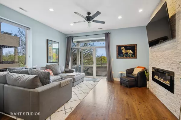 Chicago, IL 60625,2409 W Catalpa Avenue #306