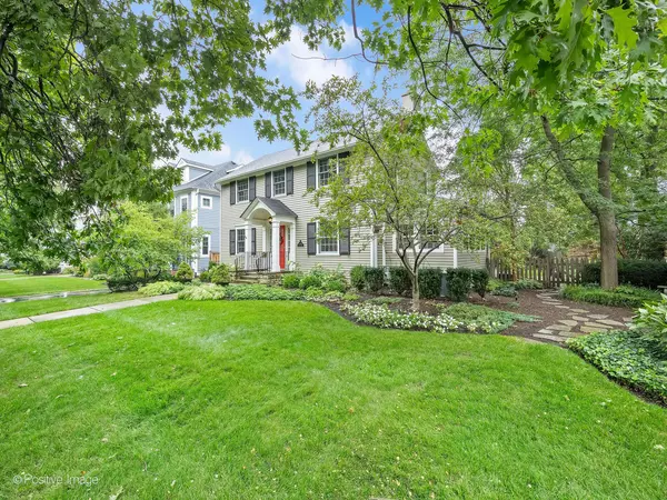 Western Springs, IL 60558,4343 Lawn Avenue