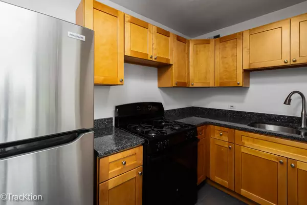 Chicago, IL 60616,2605 S Indiana Avenue #809