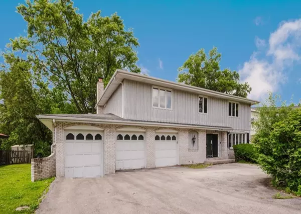 Flossmoor, IL 60422,3045 Scott Crescent