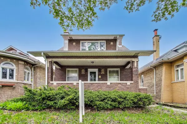 2608 W Coyle Avenue, Chicago, IL 60645