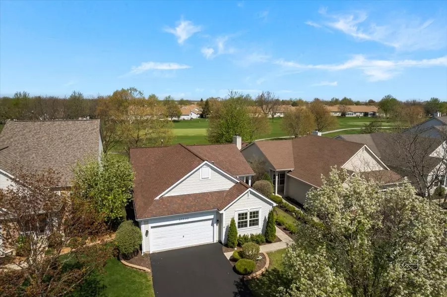 21600 W Larch Drive, Plainfield, IL 60544
