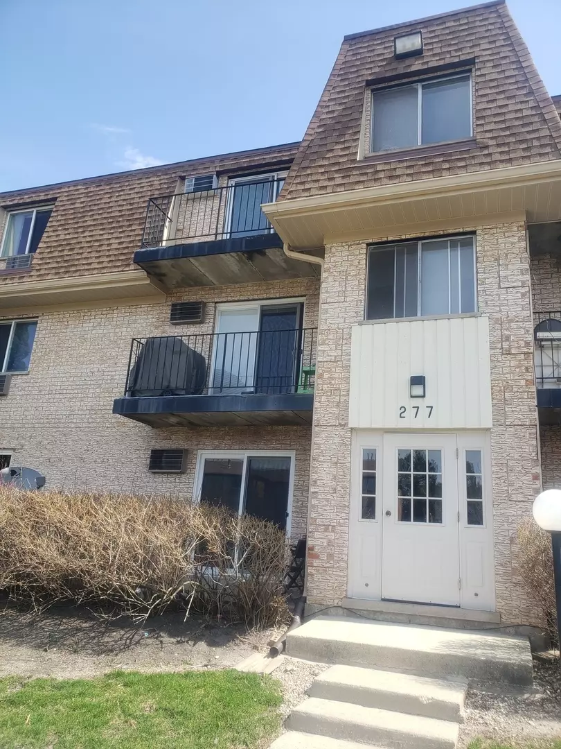 Glendale Heights, IL 60139,277 Shorewood Drive #2A
