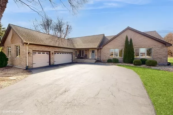 11323 Hillsboro Drive,  Huntley,  IL 60142