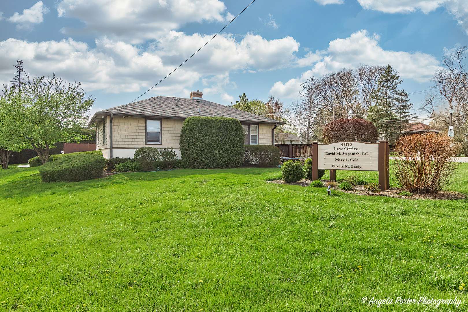 Gurnee, IL 60031,4017 Old Grand Avenue