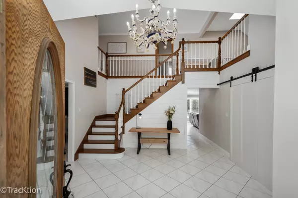Oak Brook, IL 60523,609 Ridgewood Court