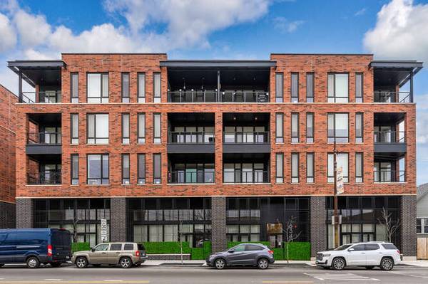 3207 N Narragansett Avenue #308, Chicago, IL 60634