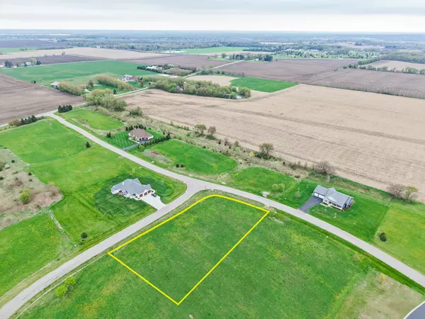 Ringwood, IL 60072,4708 Glacial Trail