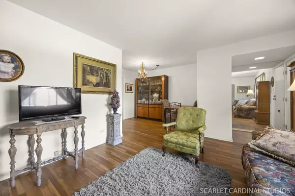 Villa Park, IL 60181,18W017 Kirkland Lane