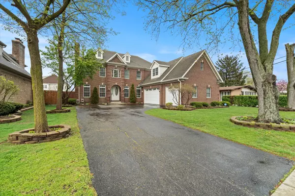 Addison, IL 60101,416 W Natoma Avenue