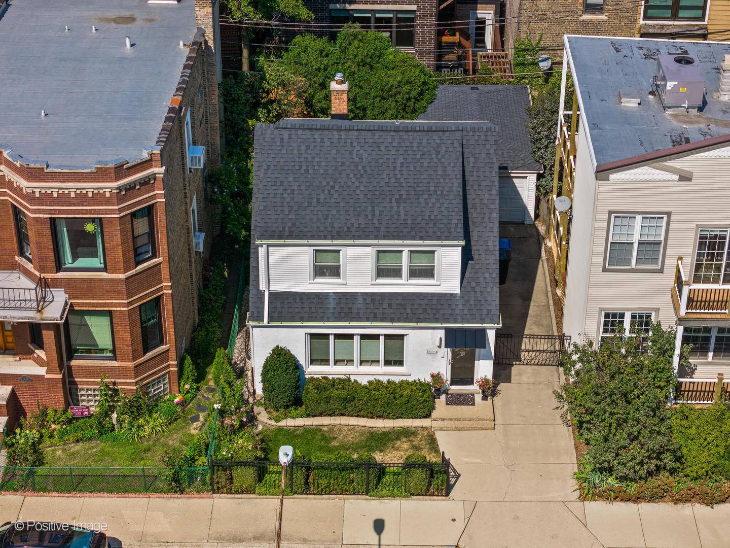 Chicago, IL 60614,1222 W Lill Avenue