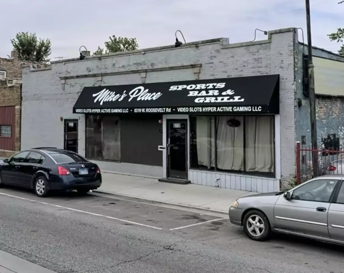 Berwyn, IL 60402,6317 Roosevelt Road