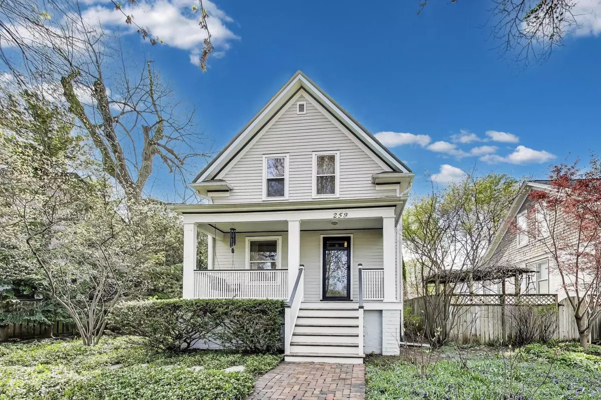 Wilmette, IL 60091,259 Wood Court
