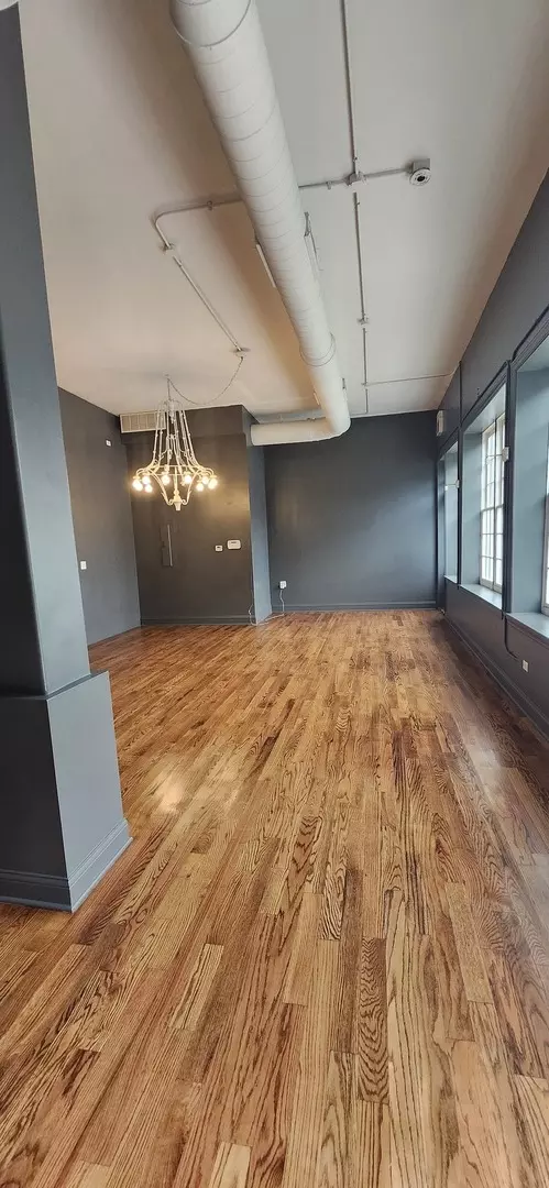 Chicago, IL 60622,2409 W Hirsch Street