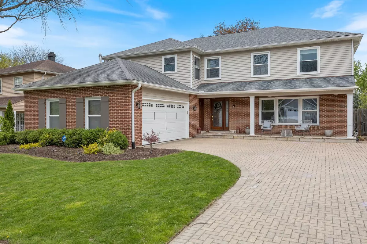 Lisle, IL 60532,6444 Coach House Road