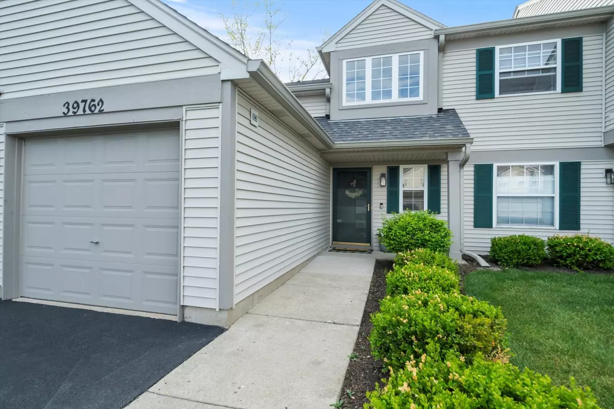 Antioch, IL 60002,39762 N Tee Side Court #0