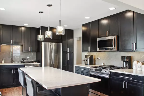 Bolingbrook, IL 60440,424 Cumberland Lane