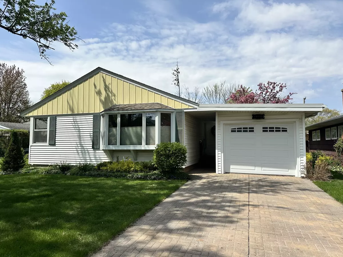 Homewood, IL 60430,18442 Stewart Avenue