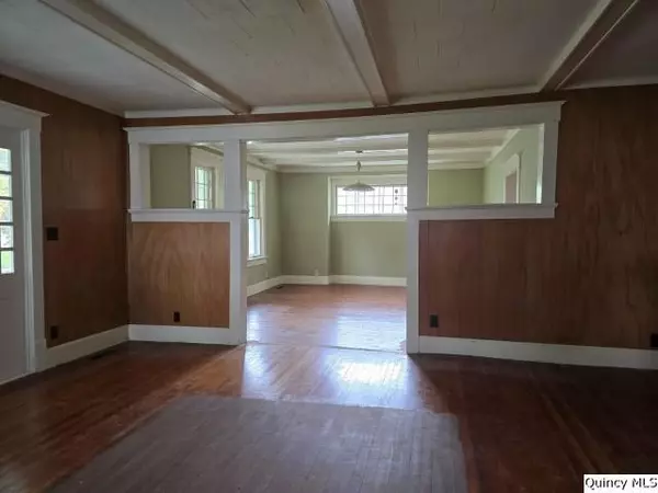 Carthage, IL 63221,242 Main Street