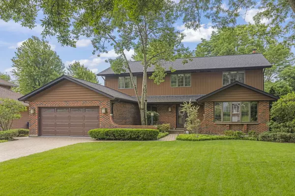 22w281 Mccarron Road, Glen Ellyn, IL 60137
