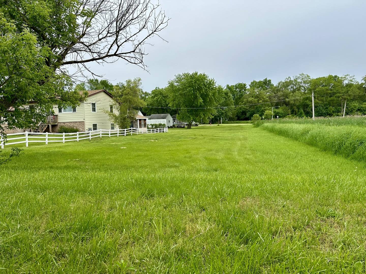 Round Lake, IL 60073,316 S Bernice Court