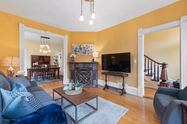 Elgin, IL 60120,132 N Channing Street