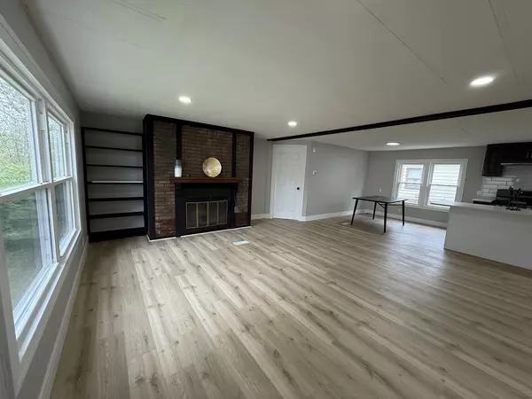 Matteson, IL 60443,231 Blackthorn Road