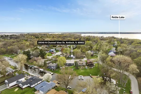 Antioch, IL 60002,39540 N Channel View Drive