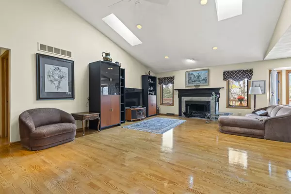 Caledonia, IL 61011,11920 Hunterston Drive