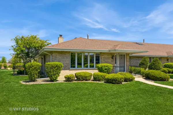 Orland Park, IL 60467,17903 Arkansas Court #4