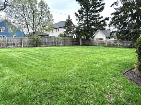 Glenview, IL 60025,603 Revere Road