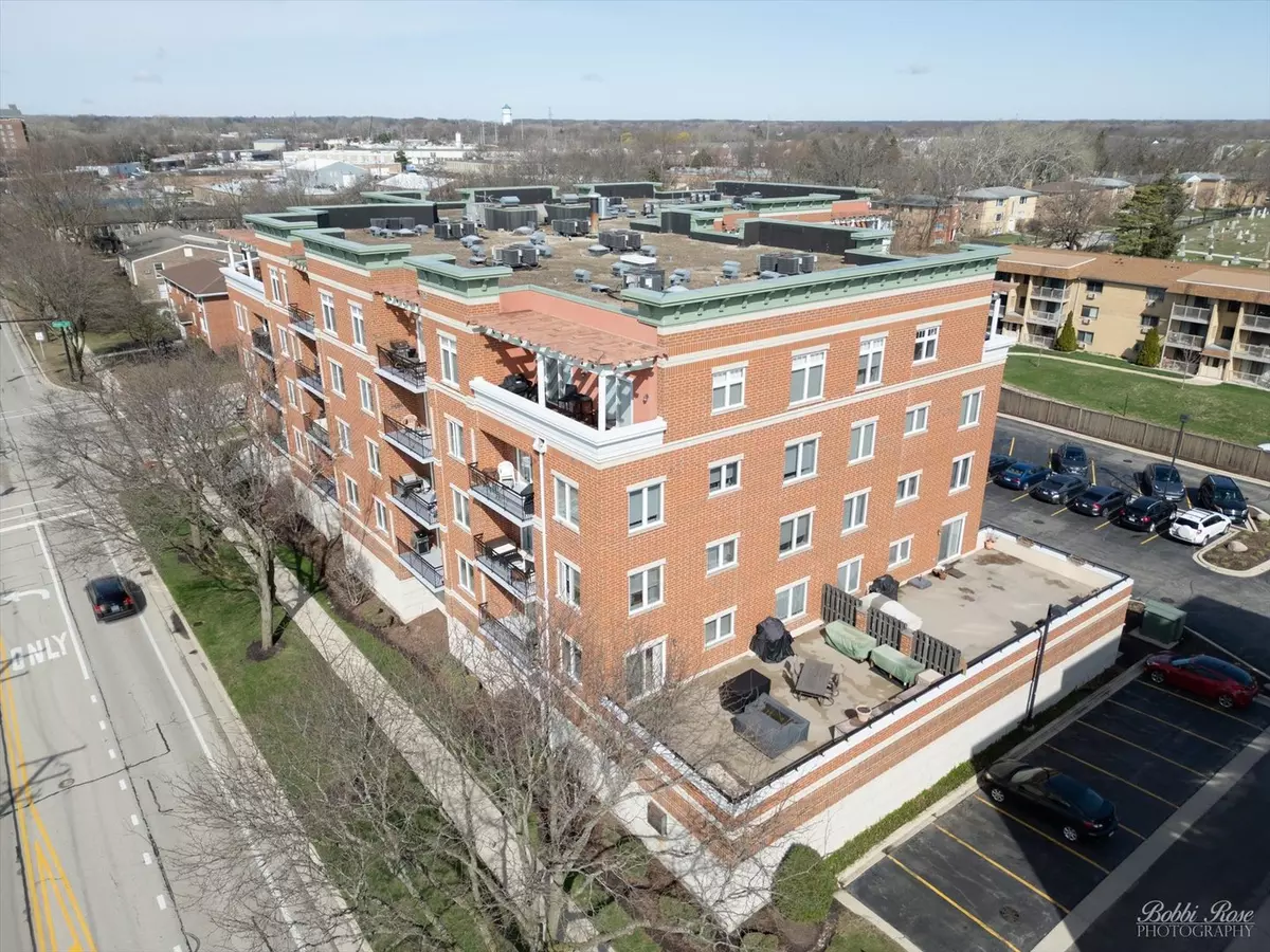 Palatine, IL 60067,235 N Smith Street #509