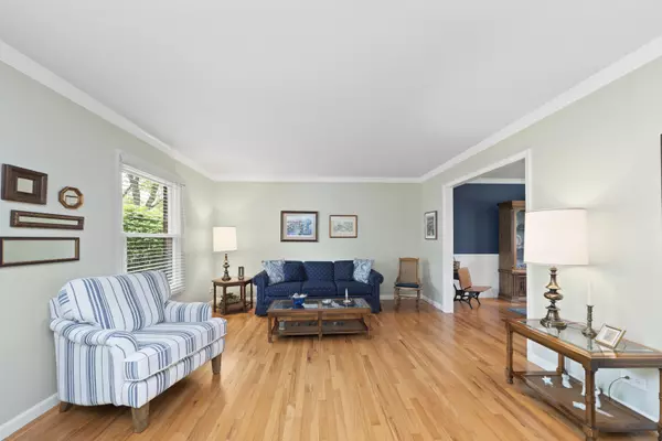 Naperville, IL 60565,1557 Swallow Street