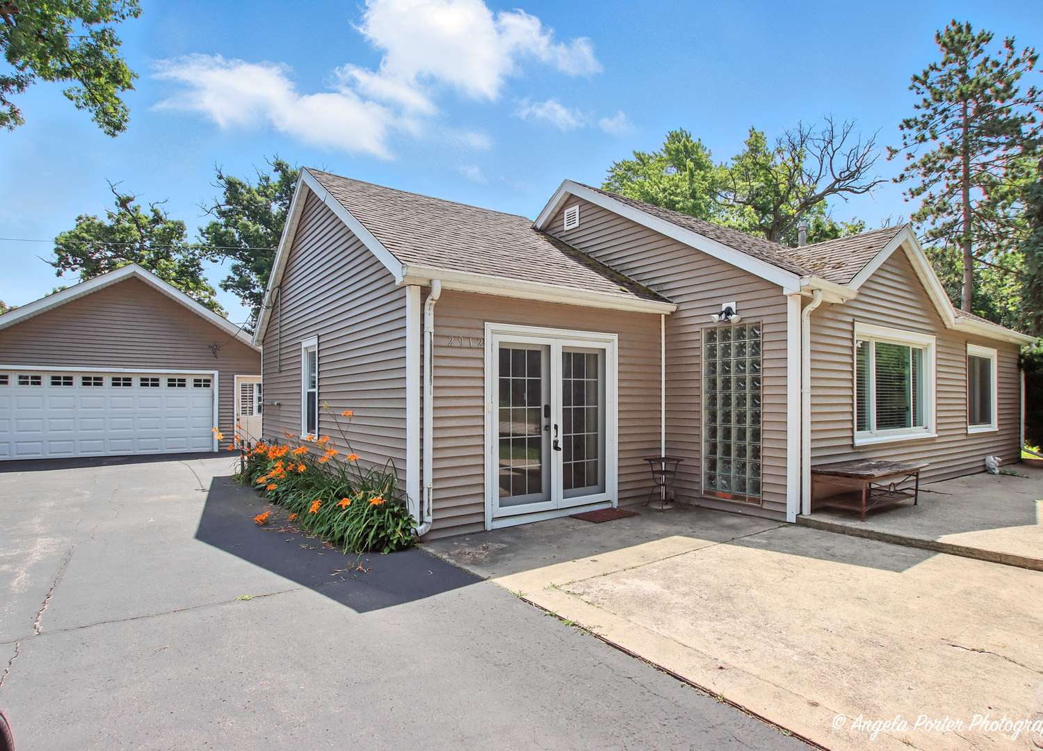 2912 Magellan Drive, Mchenry, IL 60051