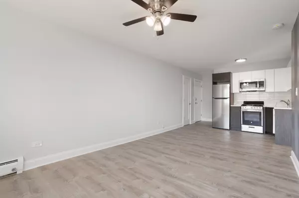 Chicago, IL 60626,6758 N Sheridan Avenue #435