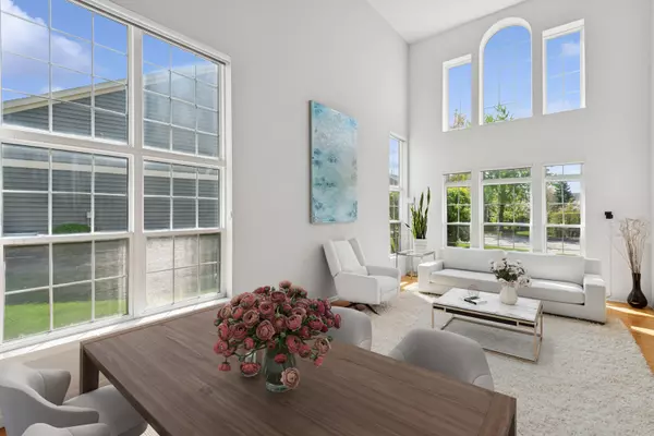 Northbrook, IL 60062,62 Andover Circle