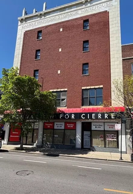 3240 W Lawrence Avenue, Chicago, IL 60625