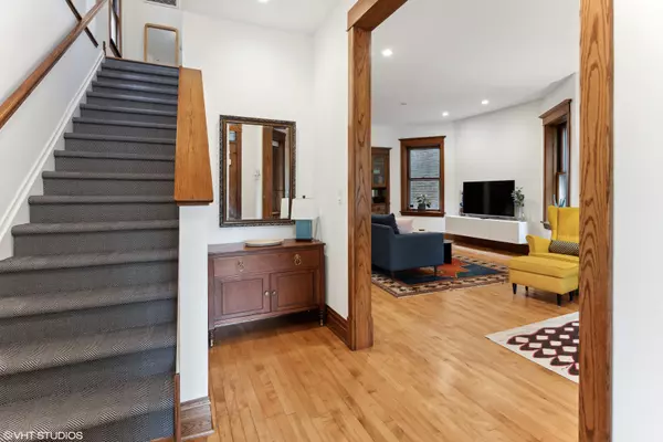 Chicago, IL 60647,2645 N Mozart Street