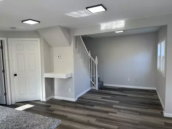 Round Lake Park, IL 60073,424 Bellevue Drive