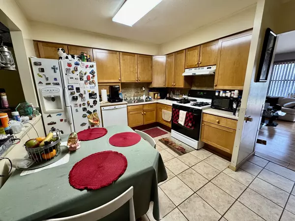 Matteson, IL 60443,5712 Crestwood Road