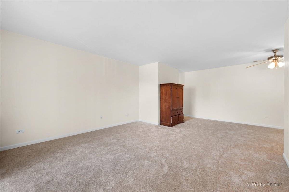 Arlington Heights, IL 60004,2221 W Nichols Road #A