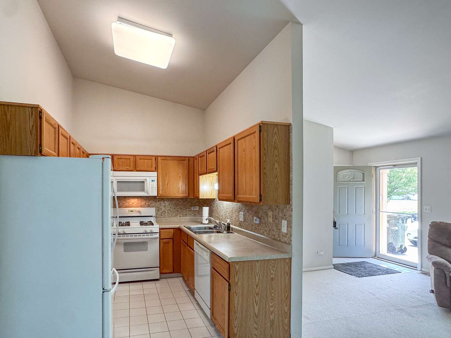 Carol Stream, IL 60188,1220 Robin Drive
