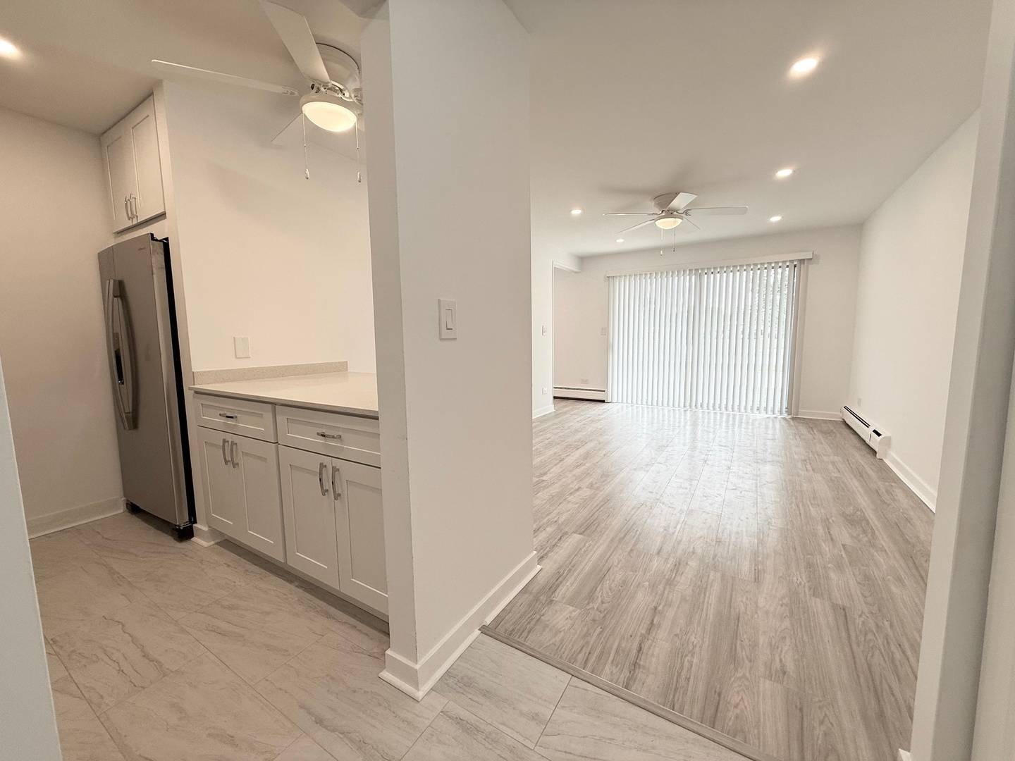 Buffalo Grove, IL 60089,6 Villa Verde Drive #102