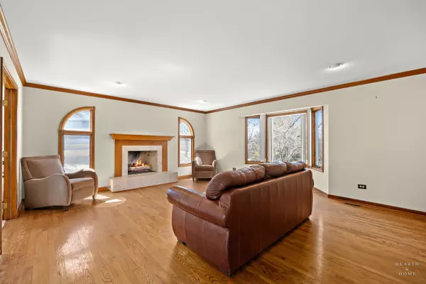 Crystal Lake, IL 60012,4302 Fox Creek Drive