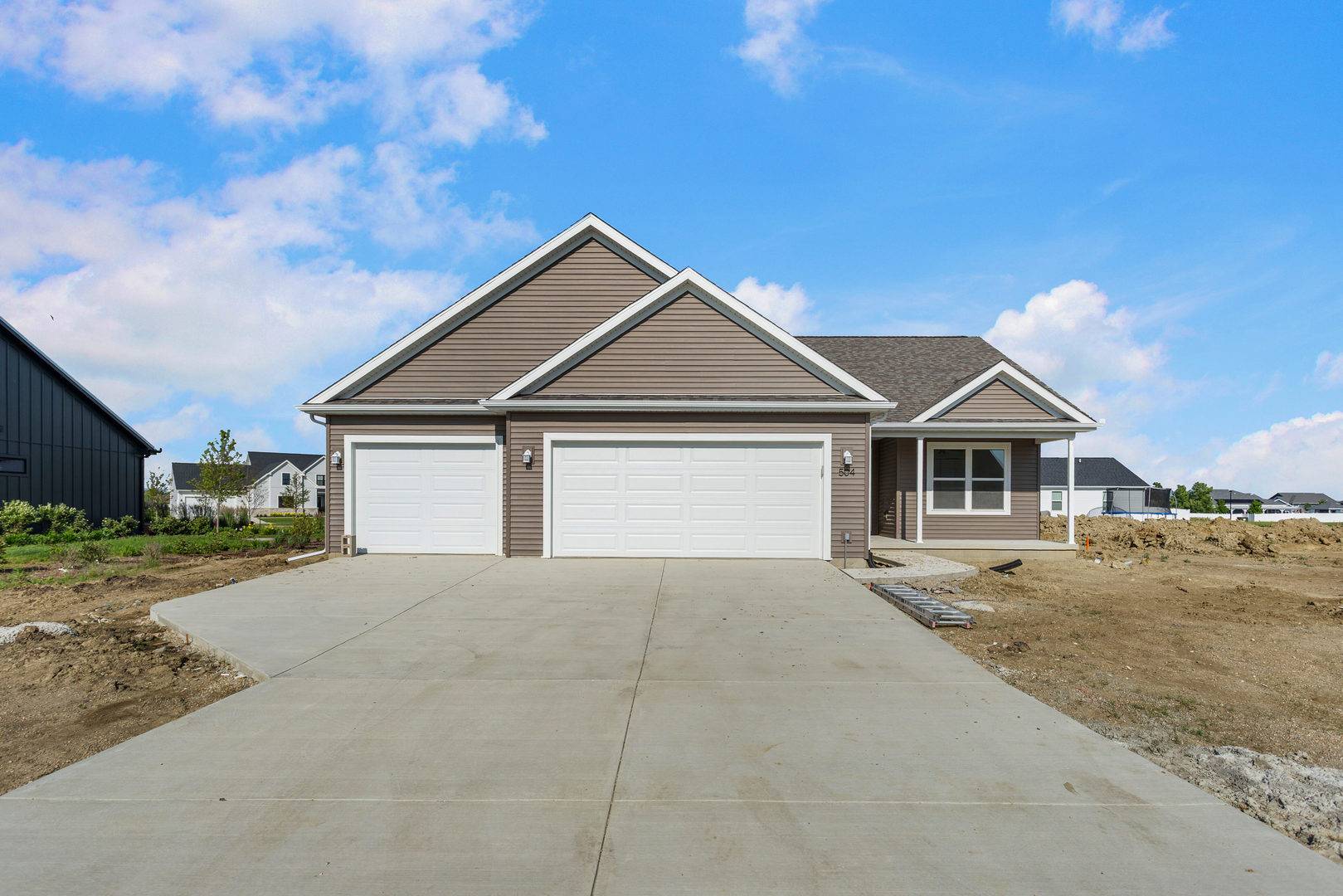504 Patterson Drive,  Fisher,  IL 61843