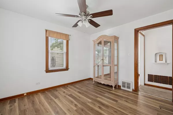 Chicago Heights, IL 60411,213 E Joe Orr Road