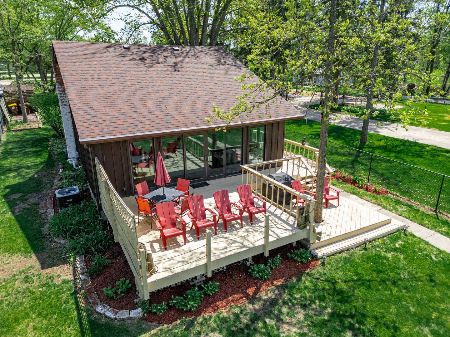 Machesney Park, IL 61115,10632 Ventura Boulevard